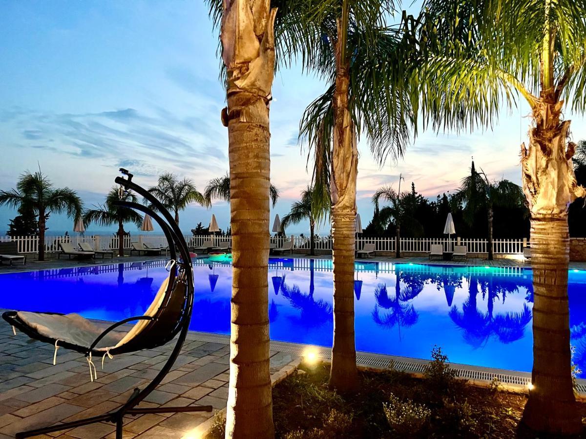 Elysium Hotel Dhermi Exterior photo
