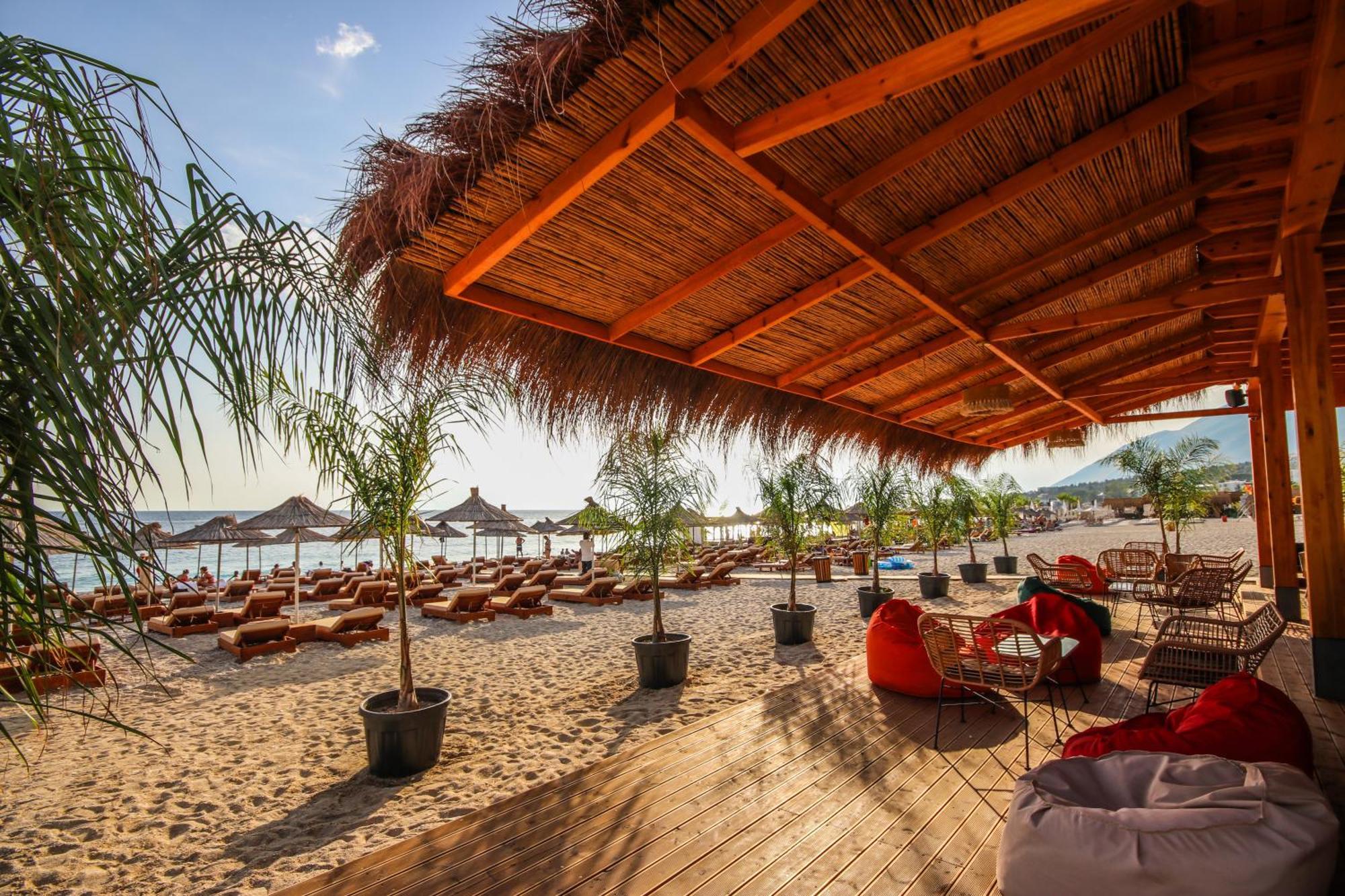 Elysium Hotel Dhermi Exterior photo